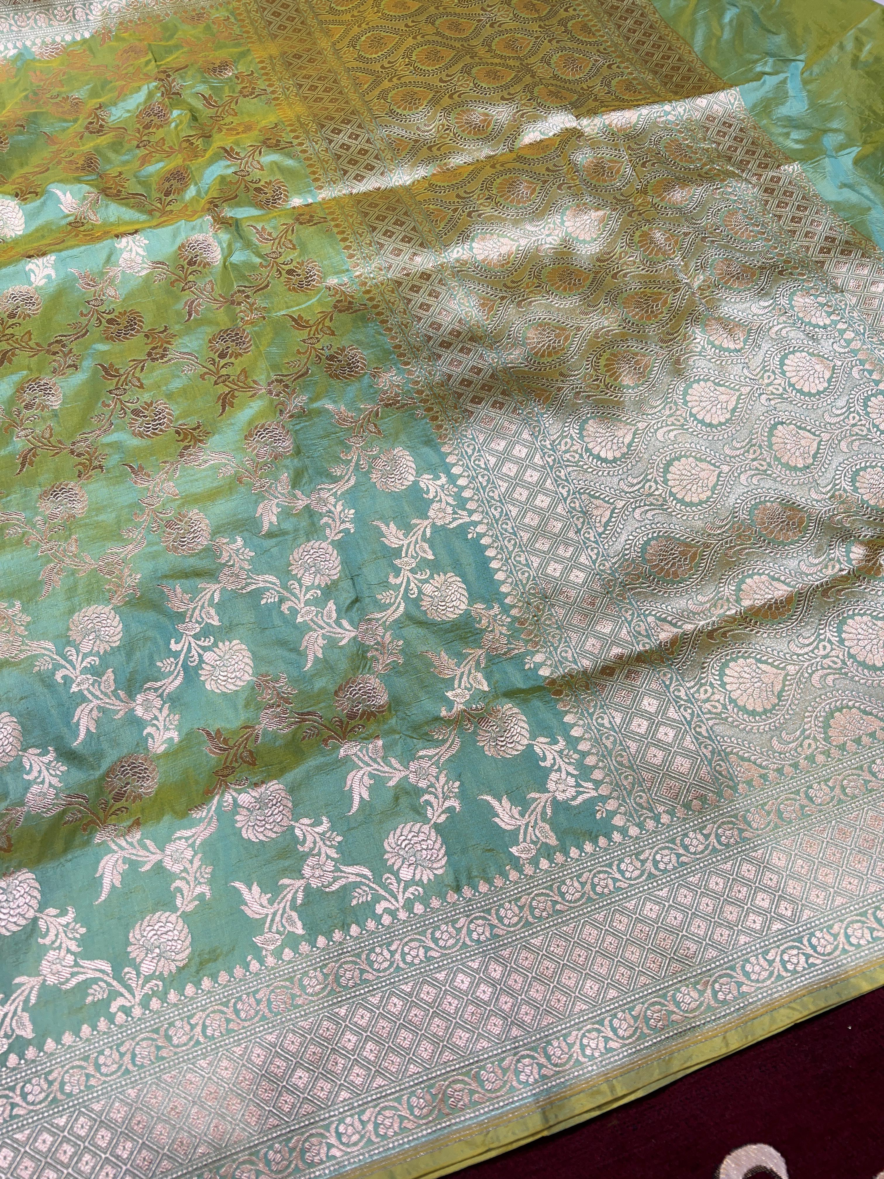 Golden sari work pure silk Banarasi